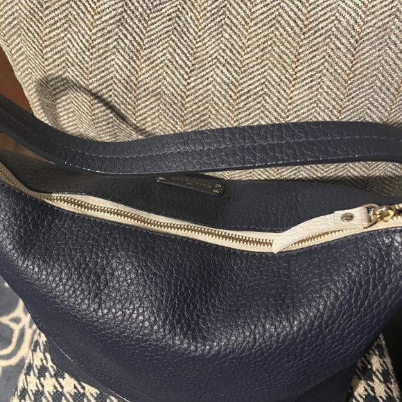 KATE SPADE BEAUTIFUL PEBBLED LEATHER SHOULDER BAG NEW NEVER USED NAVY - Picture 4 of 15